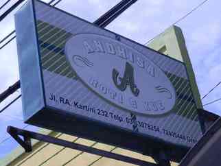 Andisa Roti Toko