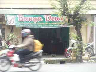 Bunga Dewi