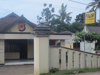 Polsek Parung Panjang