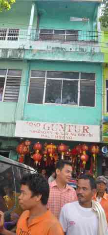 Guntur Toko