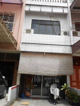 Widya Salon