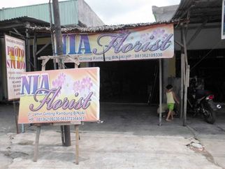 Nia Florist