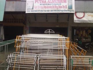 Putra Aluminium