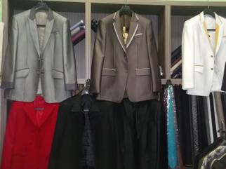 Pilihan Warna dan Model