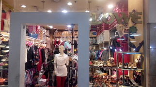 Lowe Boutique