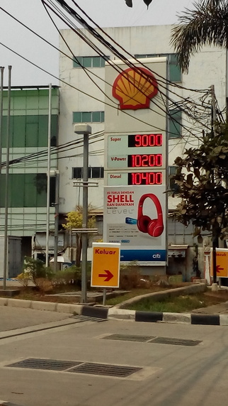 2733577