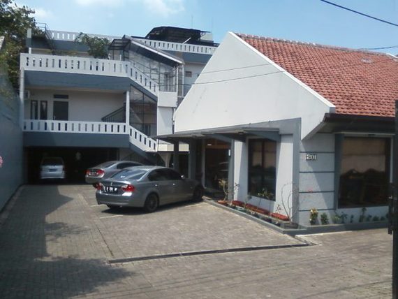 Bumi Nena