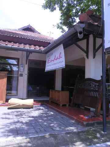 Endah Toko