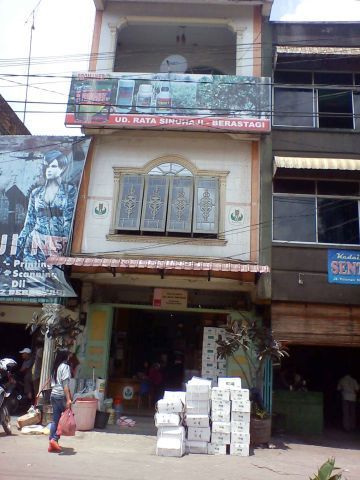 Rata Sinuhaji. UD