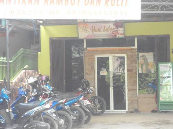 Yuni Salon