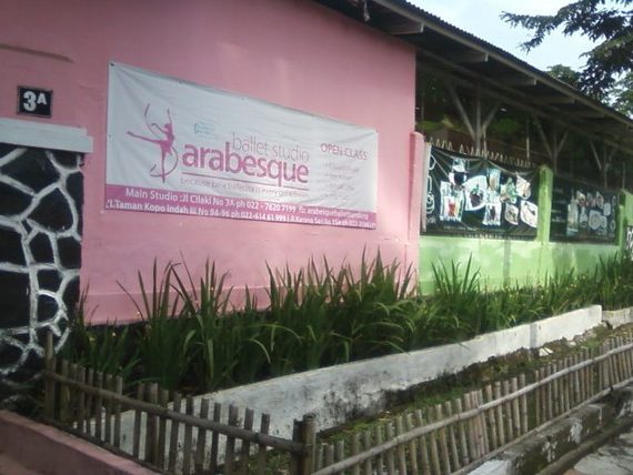 Arabesque Ballet Studio