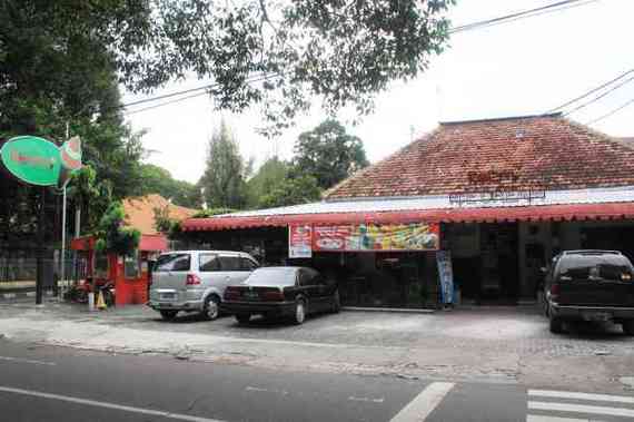 Roemi Resto & Ice Cream