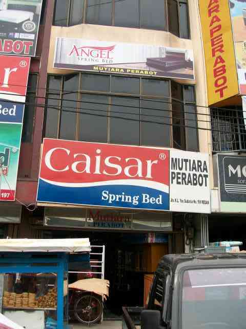 Mutiara Perabot
