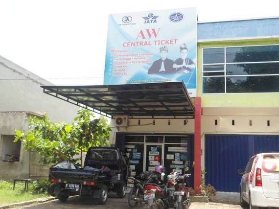 AW Tour & Travel