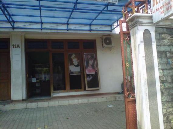 Benny Salon