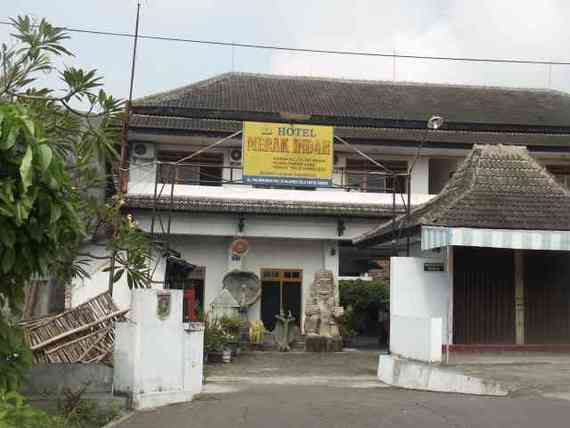 Merak Indah Hotel