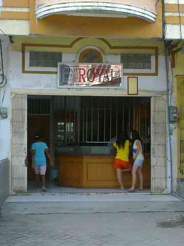 Toko Mas Royal