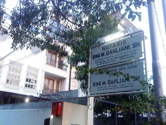 Kantor Notaris & PPAT Rini M Dahliani SH