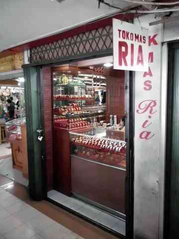 Toko Mas Ria