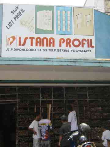 Istana Profil