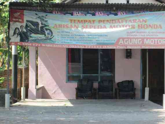 Agung Motor UD