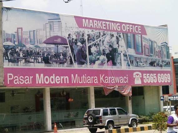 Pasar Modern Mutiara Karawaci