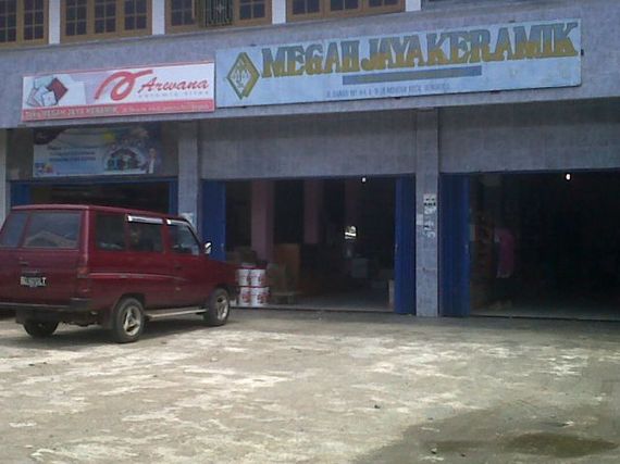 Mega Jaya Keramik Toko
