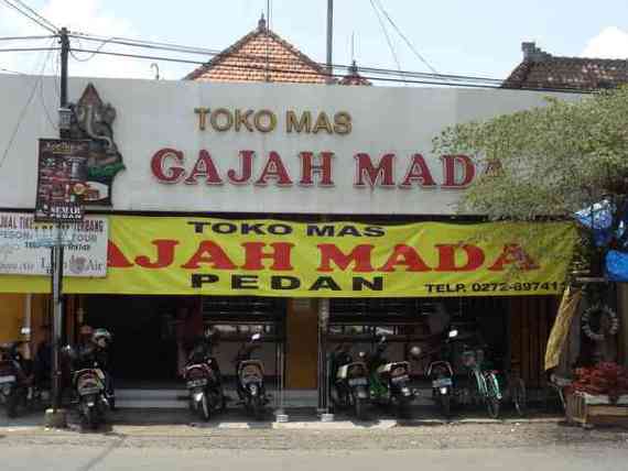 Toko Mas Gajah Mada