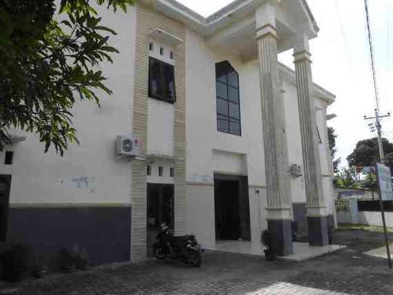 Akademi Kebidanan (Akbid) Darmo