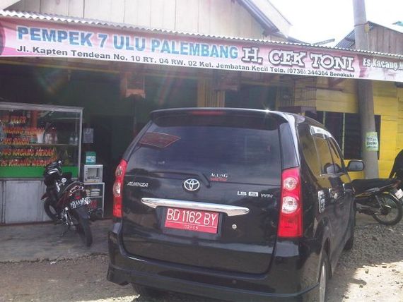 Pempek 7 Ulu Palembang Cek Toni