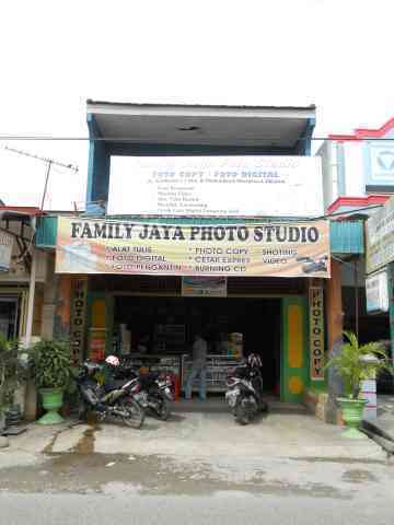 Family Jaya Photo Studio