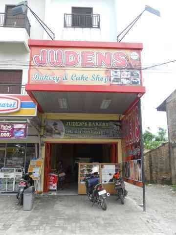 Judens Bakery 