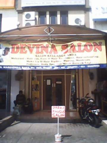 Devina Salon