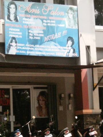 Aris Salon