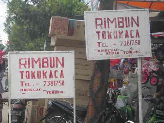 Toko Kaca Rimbun