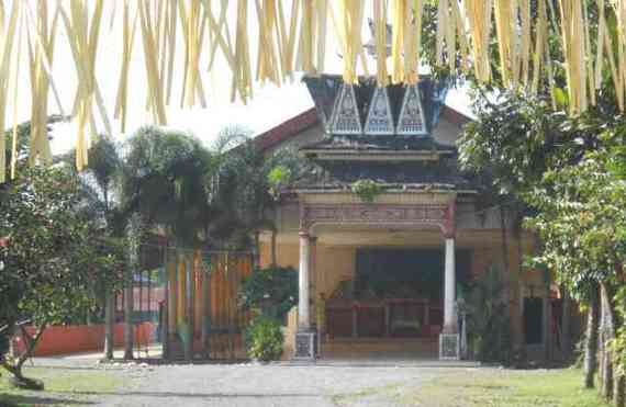 Jambur Tamsaka