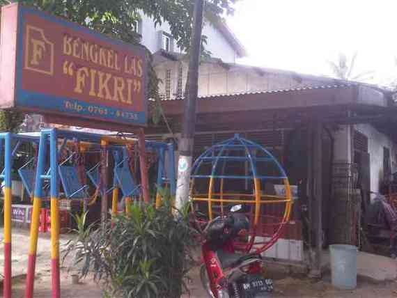 Bengkel Las Fikri