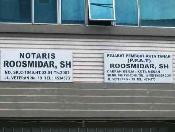 Kantor Notaris & PPAT Roosmidar SH