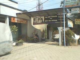 Dyanti Salon