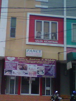 Fancy Salon & Kiddy
