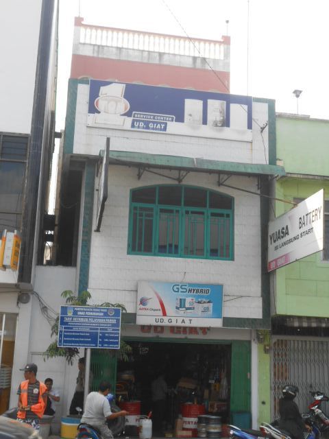 Giat UD Toko