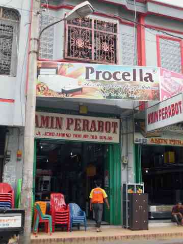 Amin Perabot
