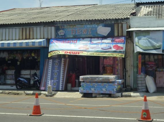 Toko Dewi
