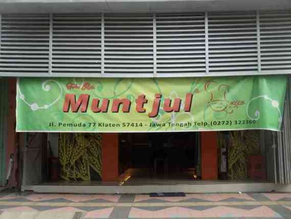 Roti Muntjul Toko