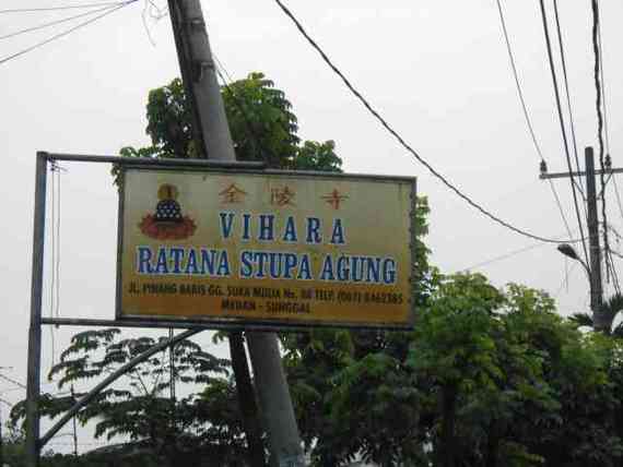 Vihara Ratana Stupa Agung
