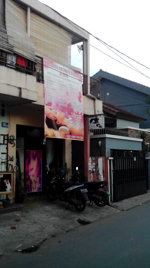 Revina Beauty Salon