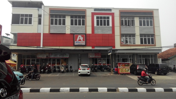 Alfamidi Palmerah Barat