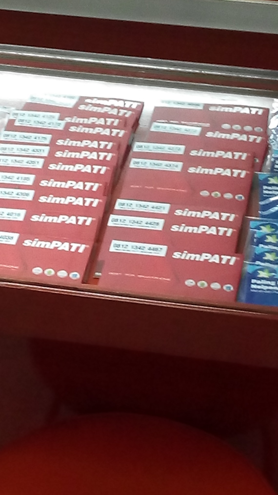 2784403