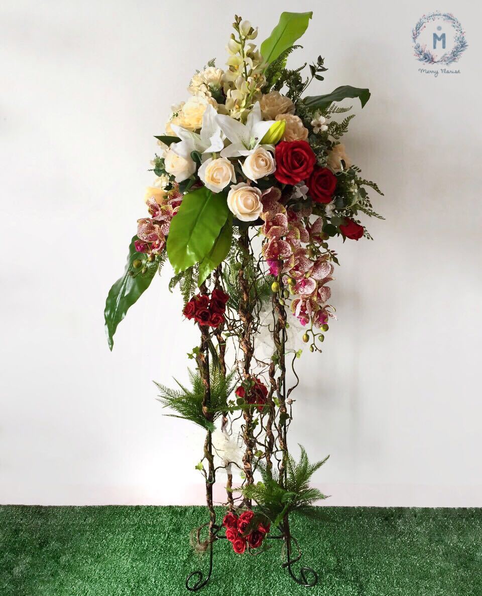 Standing Flower Opening