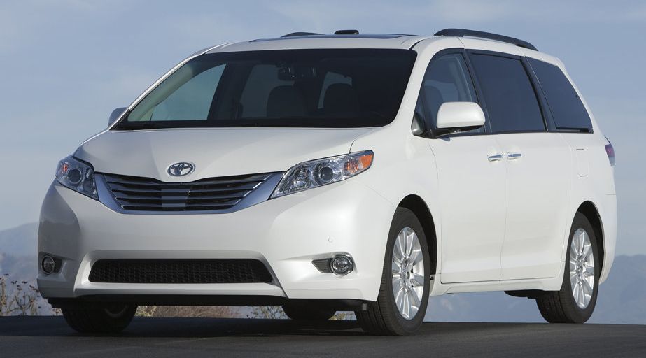 toyota sienna 2011 1024x768 wallpaper 02